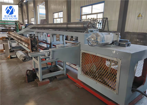Przemysł hodowlany Sześciokątna maszyna do produkcji siatki drucianej 4000 mm Weaving Cnc